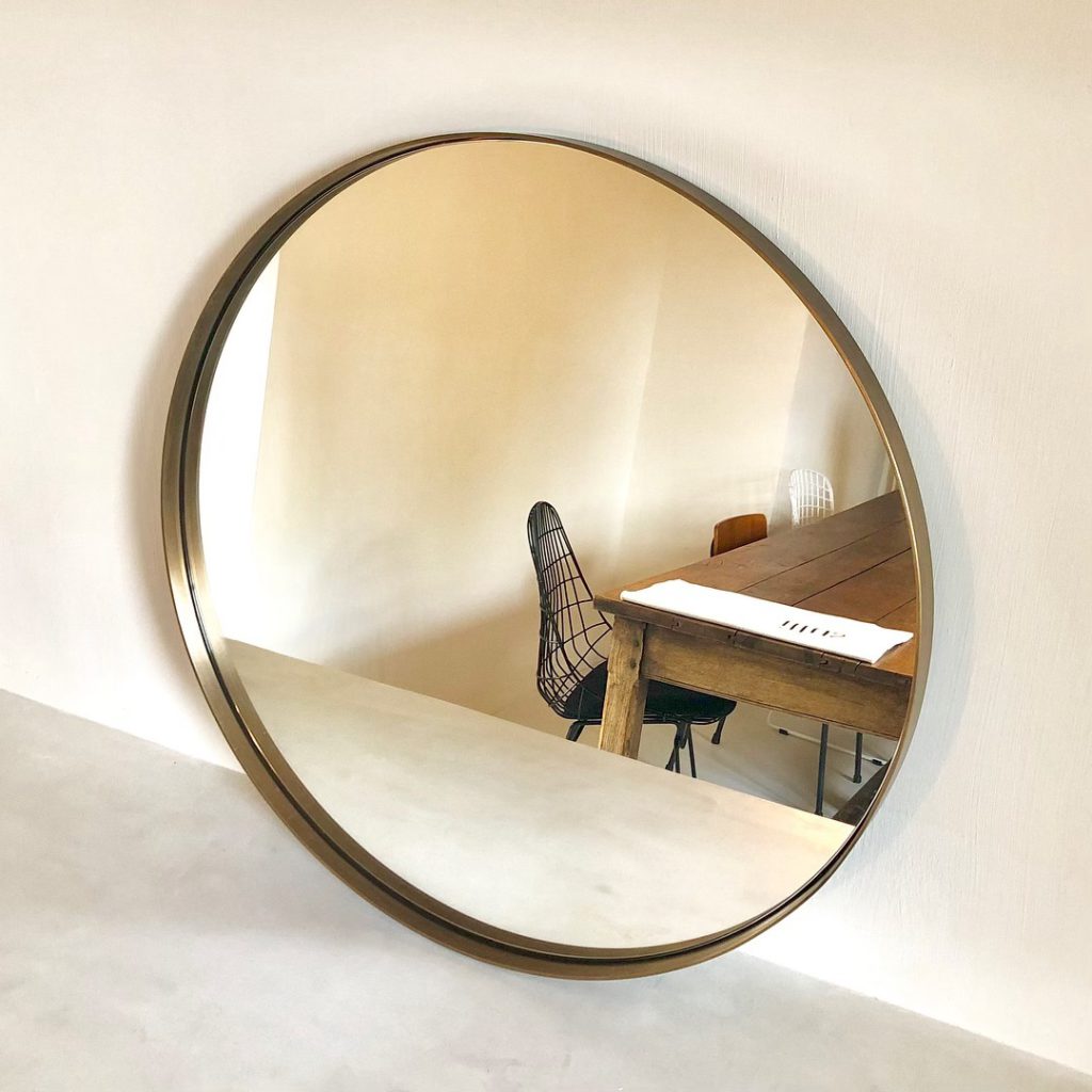 Belgian designed minimalist mirrors - Belgian Pearls